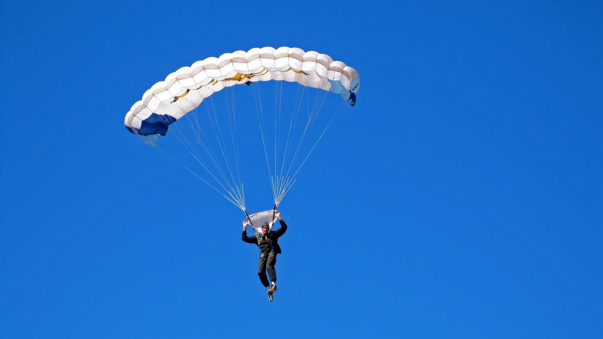 数字化裁判视频解析系统提升判罚效率与公正性，数字化审判